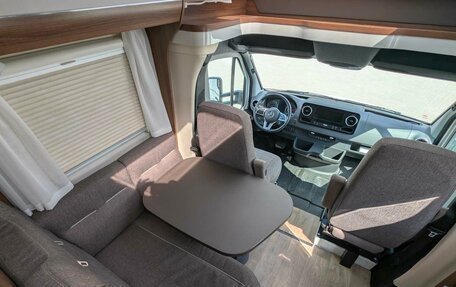 Mercedes-Benz Vito, 2020 год, 18 000 000 рублей, 23 фотография