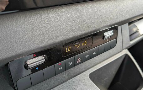 Mercedes-Benz Vito, 2020 год, 18 000 000 рублей, 28 фотография