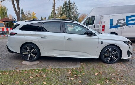 Peugeot 308, 2022 год, 2 570 000 рублей, 3 фотография