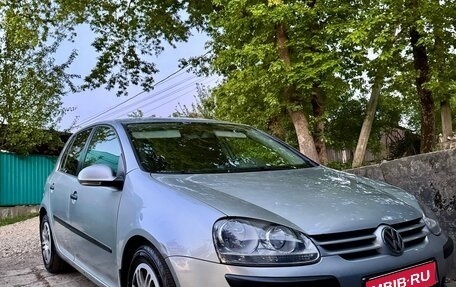 Volkswagen Golf V, 2005 год, 520 000 рублей, 1 фотография