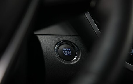 Toyota Camry, 2020 год, 3 120 000 рублей, 10 фотография