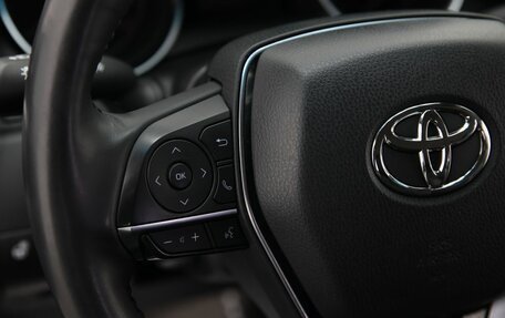 Toyota Camry, 2020 год, 3 120 000 рублей, 13 фотография