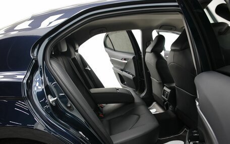 Toyota Camry, 2020 год, 3 120 000 рублей, 17 фотография
