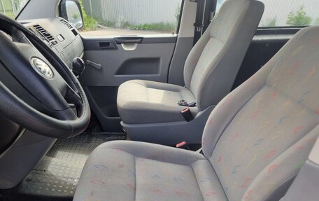 Volkswagen Transporter T5 рестайлинг, 2007 год, 870 000 рублей, 10 фотография