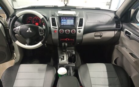 Mitsubishi Pajero Sport II рестайлинг, 2012 год, 1 680 000 рублей, 7 фотография