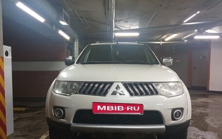 Mitsubishi Pajero Sport II рестайлинг, 2012 год, 1 680 000 рублей, 6 фотография