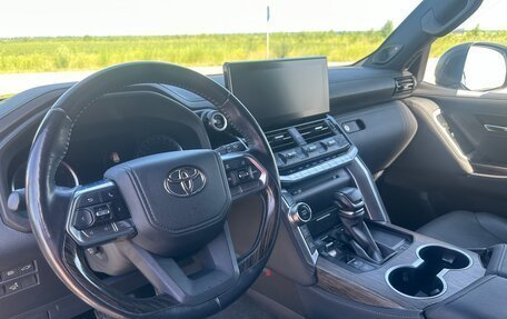 Toyota Land Cruiser, 2022 год, 8 950 000 рублей, 6 фотография