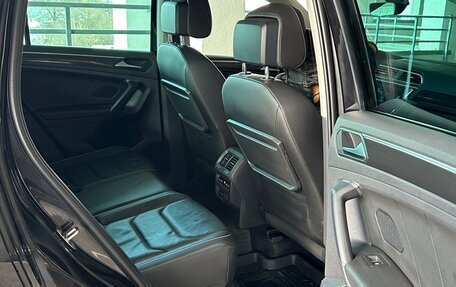 Volkswagen Tiguan II, 2019 год, 2 459 500 рублей, 13 фотография