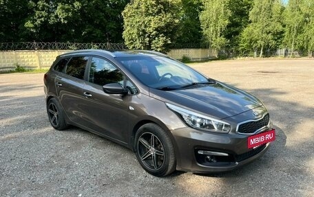 KIA cee'd III, 2017 год, 990 000 рублей, 2 фотография