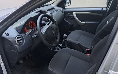 Renault Duster I рестайлинг, 2014 год, 960 000 рублей, 11 фотография