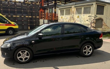 Volkswagen Polo VI (EU Market), 2011 год, 950 000 рублей, 3 фотография