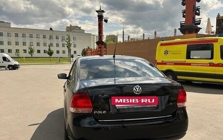 Volkswagen Polo VI (EU Market), 2011 год, 950 000 рублей, 5 фотография