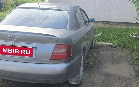 Audi A4, 1996 год, 420 000 рублей, 3 фотография