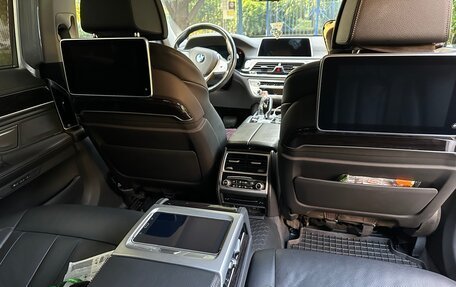 BMW 7 серия, 2019 год, 5 800 000 рублей, 9 фотография