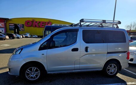 Nissan NV200, 2010 год, 1 300 000 рублей, 6 фотография