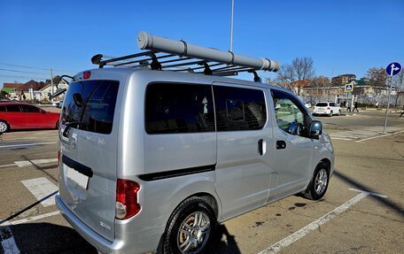 Nissan NV200, 2010 год, 1 300 000 рублей, 5 фотография