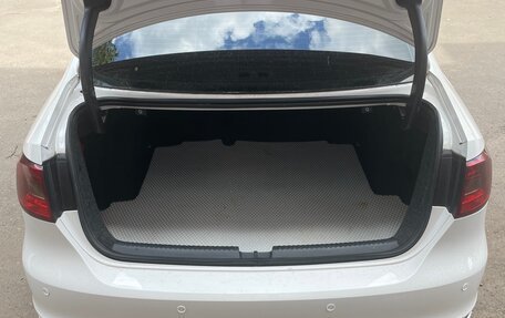 Volkswagen Jetta VI, 2012 год, 1 050 000 рублей, 10 фотография