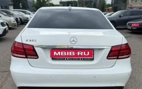Mercedes-Benz E-Класс, 2014 год, 2 000 000 рублей, 3 фотография