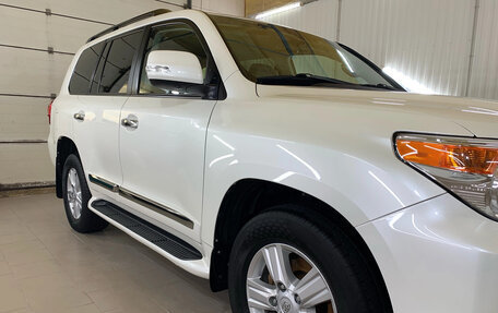 Toyota Land Cruiser 200, 2015 год, 4 350 000 рублей, 3 фотография
