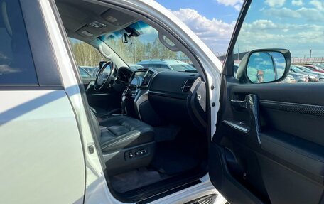 Toyota Land Cruiser 200, 2015 год, 4 350 000 рублей, 8 фотография