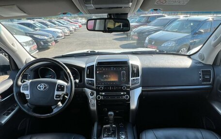 Toyota Land Cruiser 200, 2015 год, 4 350 000 рублей, 11 фотография