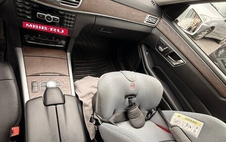 Mercedes-Benz E-Класс, 2014 год, 2 000 000 рублей, 9 фотография
