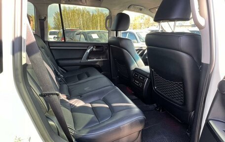 Toyota Land Cruiser 200, 2015 год, 4 350 000 рублей, 14 фотография