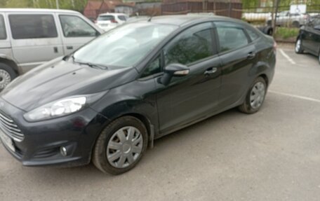 Ford Fiesta, 2015 год, 670 000 рублей, 3 фотография