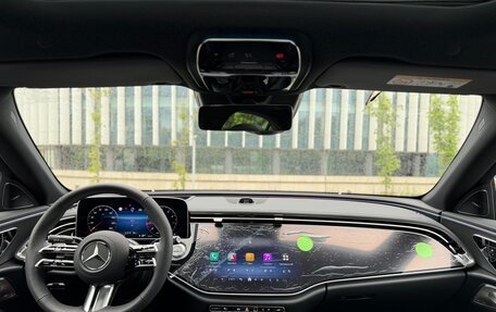 Mercedes-Benz E-Класс, 2025 год, 9 950 000 рублей, 25 фотография