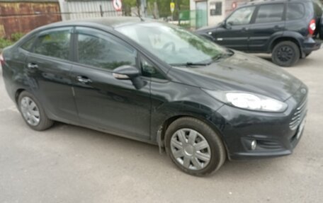 Ford Fiesta, 2015 год, 670 000 рублей, 2 фотография