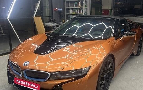 BMW i8 I рестайлинг, 2018 год, 8 500 000 рублей, 2 фотография