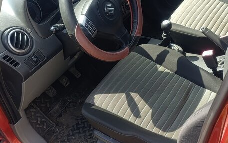 Suzuki SX4 II рестайлинг, 2010 год, 850 000 рублей, 6 фотография