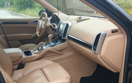 Porsche Cayenne III, 2011 год, 2 500 000 рублей, 15 фотография
