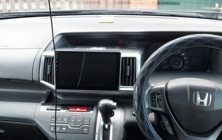 Honda Stepwgn IV, 2011 год, 1 450 000 рублей, 4 фотография