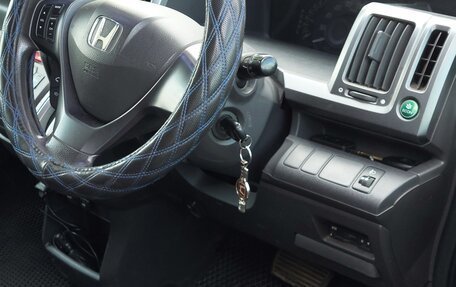 Honda Stepwgn IV, 2011 год, 1 450 000 рублей, 3 фотография