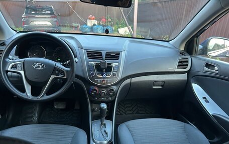 Hyundai Solaris II рестайлинг, 2015 год, 1 089 000 рублей, 7 фотография