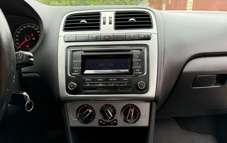 Volkswagen Polo VI (EU Market), 2013 год, 875 000 рублей, 16 фотография