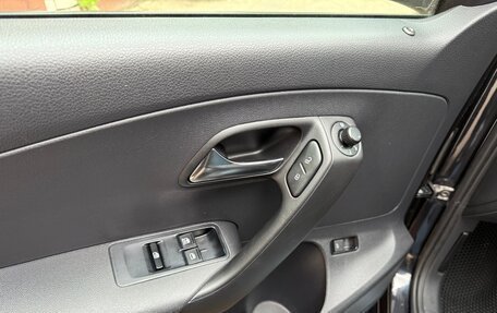 Volkswagen Polo VI (EU Market), 2013 год, 875 000 рублей, 18 фотография