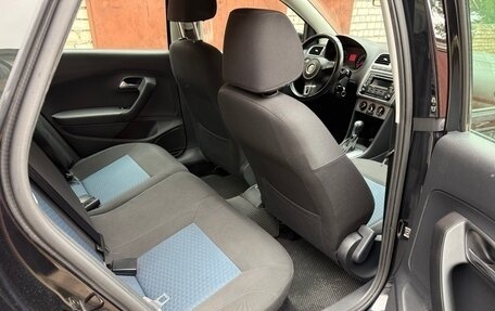Volkswagen Polo VI (EU Market), 2013 год, 875 000 рублей, 23 фотография