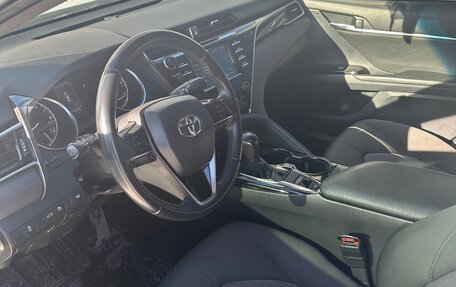 Toyota Camry, 2018 год, 2 555 555 рублей, 8 фотография