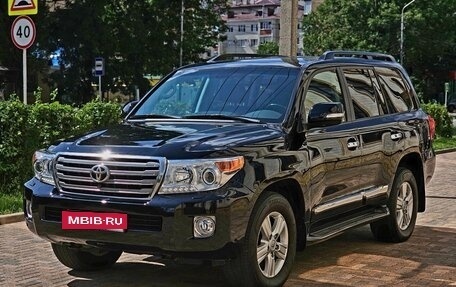 Toyota Land Cruiser 200, 2015 год, 4 450 000 рублей, 3 фотография