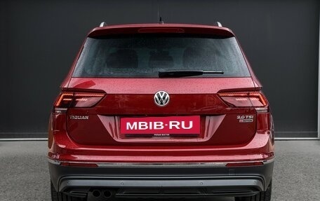 Volkswagen Tiguan II, 2017 год, 1 995 000 рублей, 6 фотография