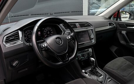 Volkswagen Tiguan II, 2017 год, 1 995 000 рублей, 13 фотография