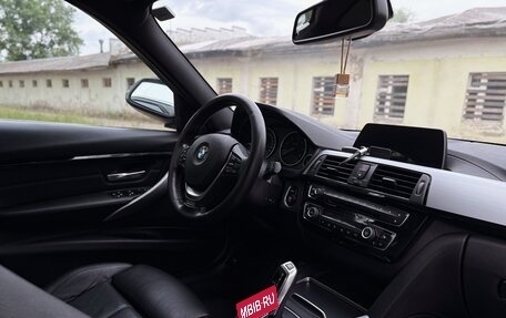 BMW 3 серия, 2018 год, 2 130 000 рублей, 13 фотография