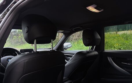 BMW 3 серия, 2018 год, 2 130 000 рублей, 17 фотография