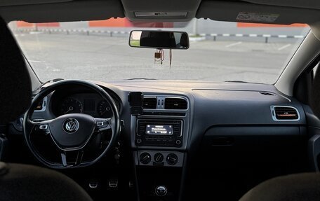 Volkswagen Polo VI (EU Market), 2016 год, 930 000 рублей, 9 фотография
