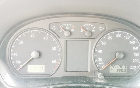 Volkswagen Polo IV рестайлинг, 2004 год, 210 000 рублей, 6 фотография