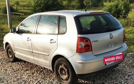 Volkswagen Polo IV рестайлинг, 2004 год, 210 000 рублей, 4 фотография