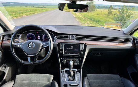 Volkswagen Passat B8 рестайлинг, 2015 год, 2 260 000 рублей, 9 фотография