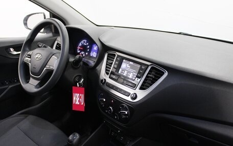 Hyundai Solaris II рестайлинг, 2021 год, 1 420 000 рублей, 7 фотография